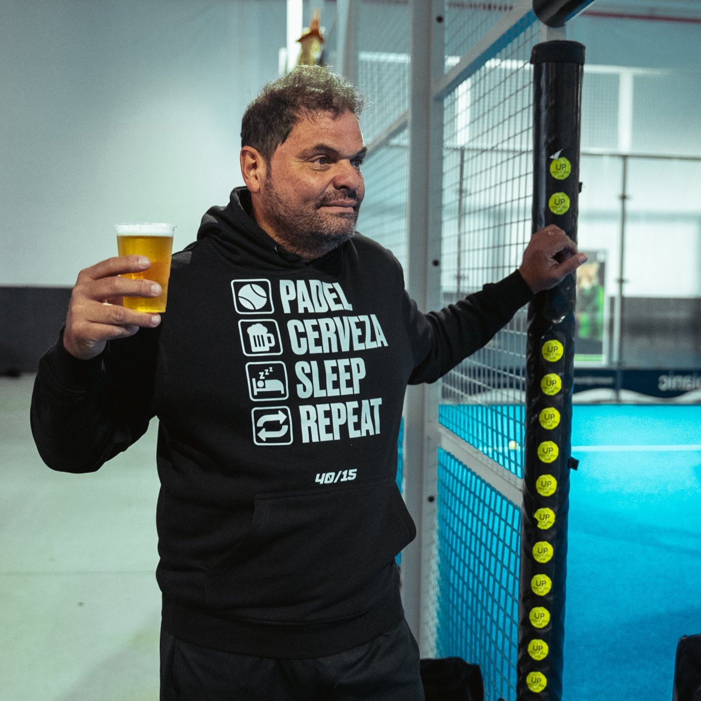PADEL-CERVEZA-SLEEP-REPEAT_PISTA_2